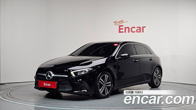 Mercedes-Benz A-Class W177 A220 Hatchback - фото 0