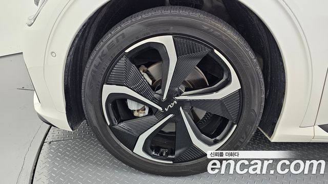 Kia EV6 Long Range GT Line - фото 4