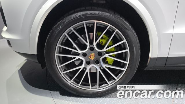 Porsche Cayenne PO536 3.0 E-Hybrid Coupe - фото 4