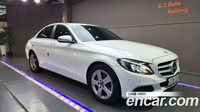 Mercedes-Benz C-Class W205 C200 d - фото 1