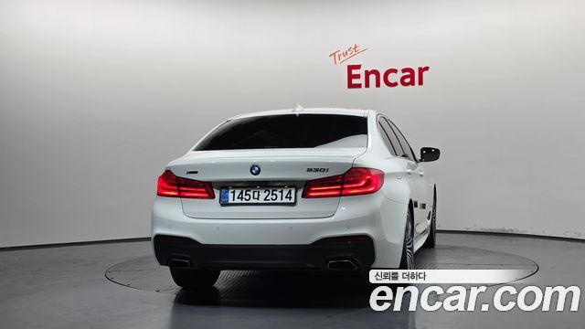 BMW 5 Series G30 530i xDrive M Sport Package Plus - фото 2