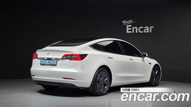 Tesla Model 3 Long Range AWD - фото 1