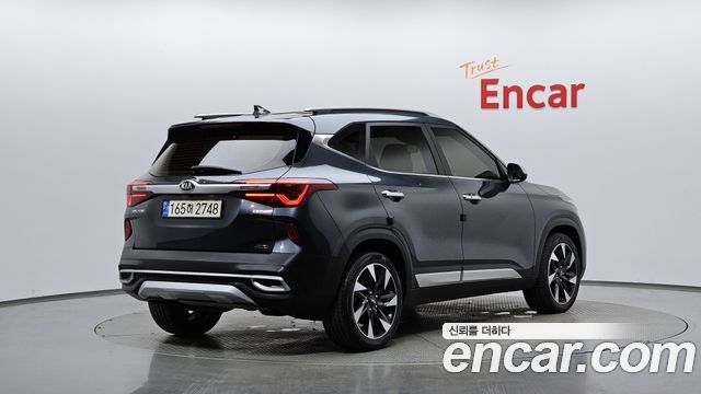 Kia Seltos Gasoline 1.6 Turbo 4WD Gravity - фото 1