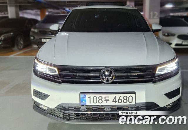 Volkswagen Tiguan 2-го поколения 2.0 TDI Prestige - фото 0