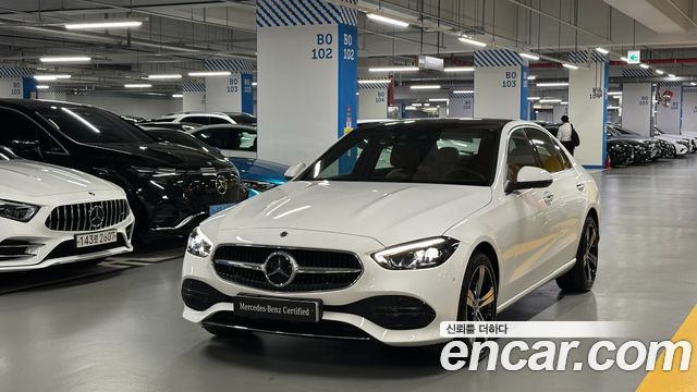 Mercedes-Benz C-Class W206 C200 Avantgarde - фото 0