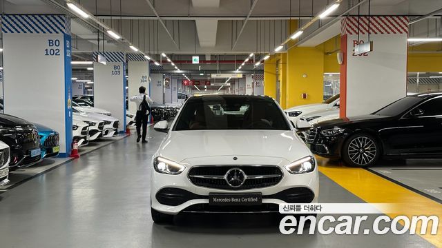 Mercedes-Benz C-Class W206 C200 Avantgarde - фото 1