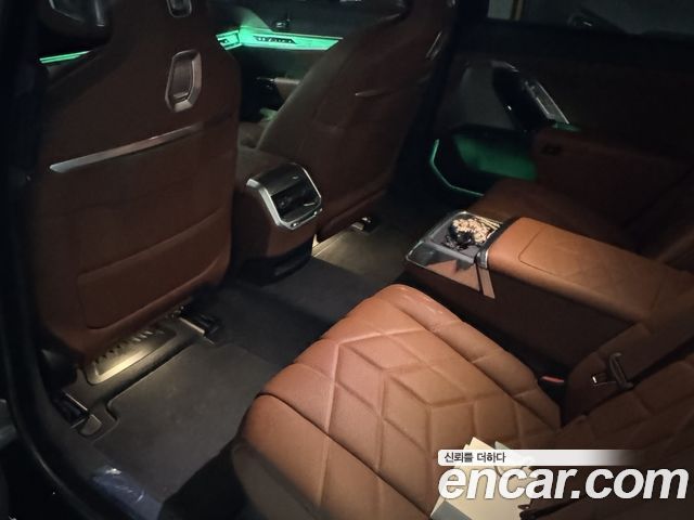 BMW 7 Series G70 740i xDrive M Sport - фото 4