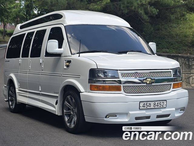 Chevrolet Express Van 6.0 - фото 2