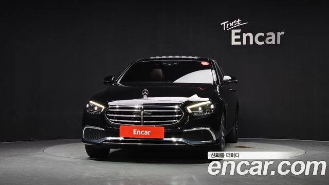 Mercedes-Benz E-Class W213 E300e 4MATIC Exclusive - фото 2