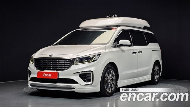 Kia Carnival New 9-Seater Hi-Limousine Noblesse Special - фото 0