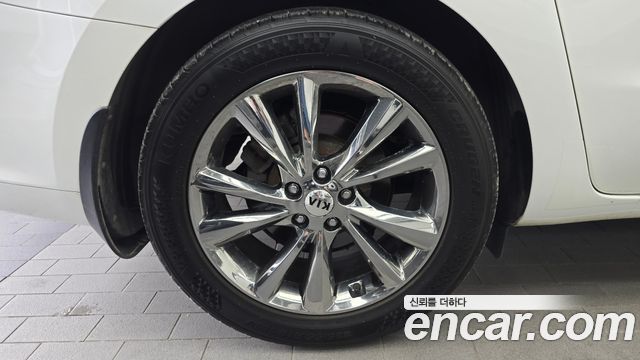 Kia Carnival New 9-Seater Luxury - фото 4