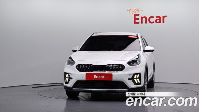 Kia Niro New 1.6 HEV Signature - фото 1