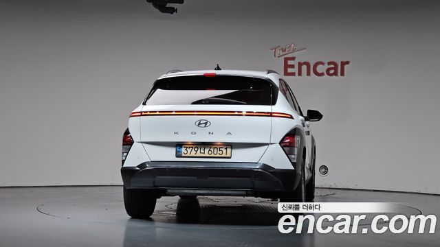 Hyundai Kona SX2 Gasoline 1.6 Turbo 2WD Premium - фото 2