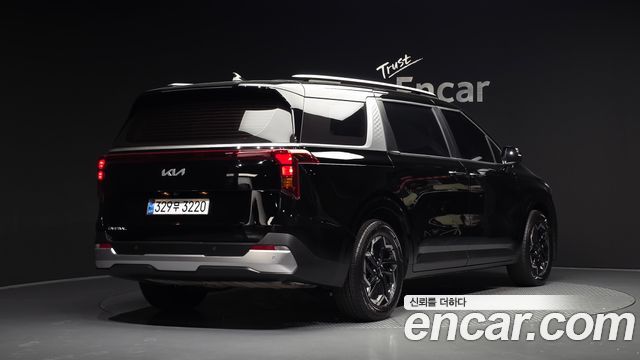Kia Carnival New 4-го поколения 9-Seater Prestige - фото 1