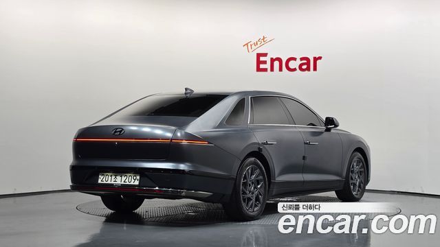 Hyundai Grandeur GN7, гибрид Premium - фото 1