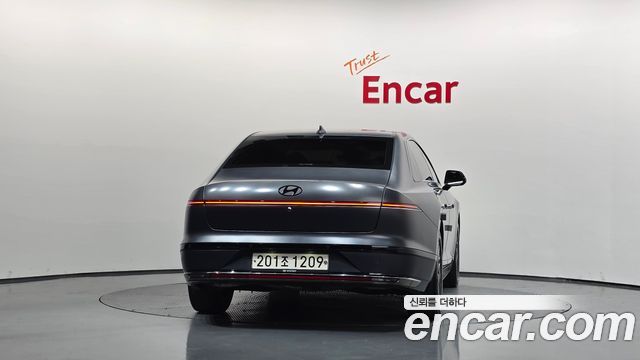 Hyundai Grandeur GN7, гибрид Premium - фото 3