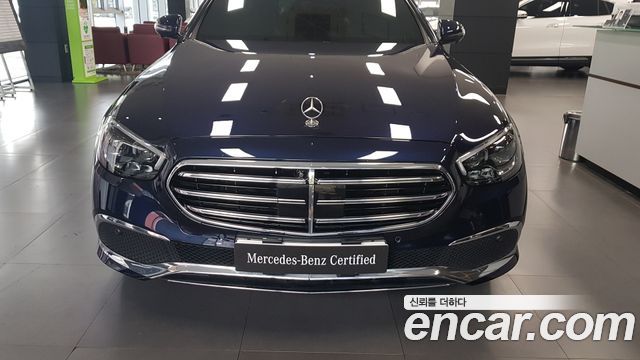 Mercedes-Benz E-Class W213 E300e 4MATIC Exclusive - фото 2