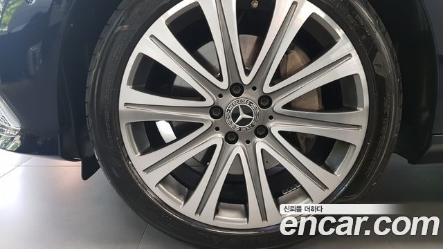 Mercedes-Benz E-Class W213 E300e 4MATIC Exclusive - фото 4