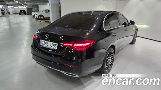 Mercedes-Benz C-Class W206 C200 Avantgarde - фото 3