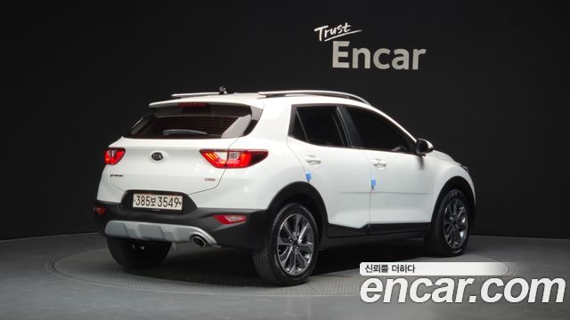 Kia Stonic 1.0 Turbo Prestige - фото 1