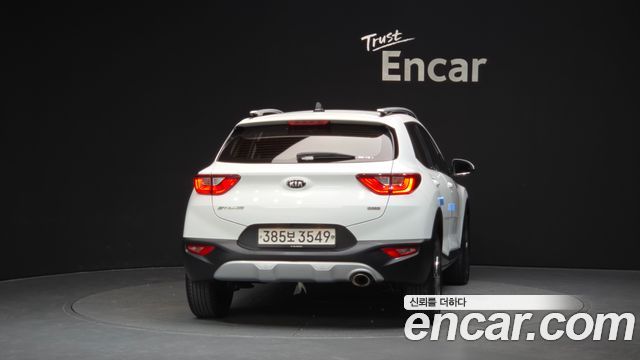 Kia Stonic 1.0 Turbo Prestige - фото 3