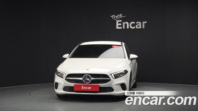 Mercedes-Benz A-Class W177 A220 Sedan - фото 1