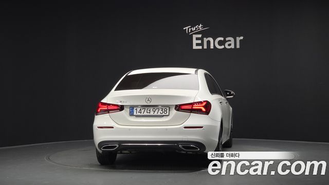 Mercedes-Benz A-Class W177 A220 Sedan - фото 2