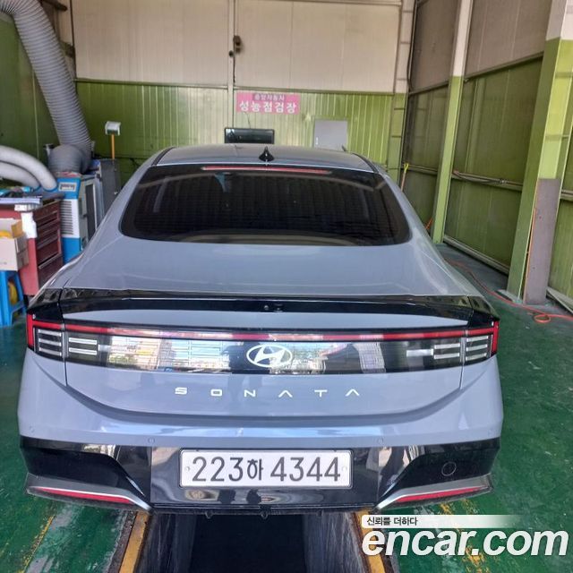 Hyundai Sonata The Edge DN8 2.0 Exclusive - фото 1
