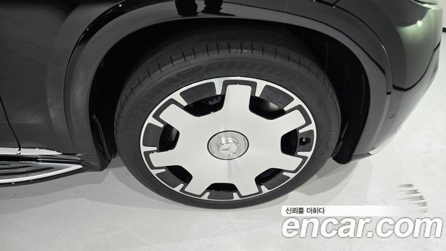 Mercedes-Benz EQS SUV Maybach EQS680 4MATIC - фото 4