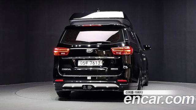 Kia Carnival New 9-Seater Hi-Limousine Noblesse Special - фото 3