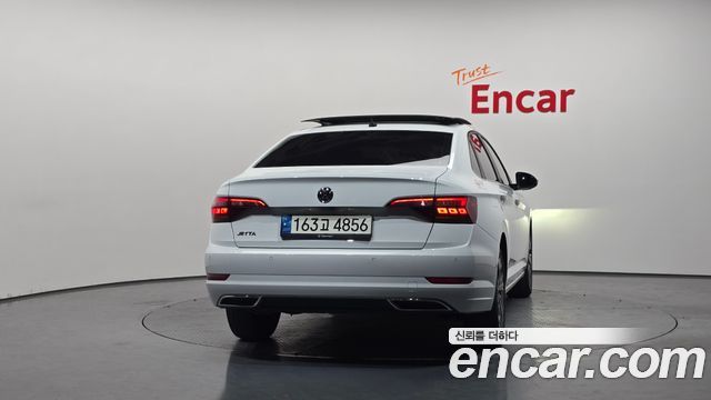 Volkswagen Jetta 7-го поколения 1.4 TSI Prestige - фото 2