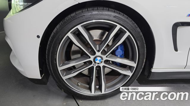 BMW 4 Series F32 430i M Sport Coupe - фото 4