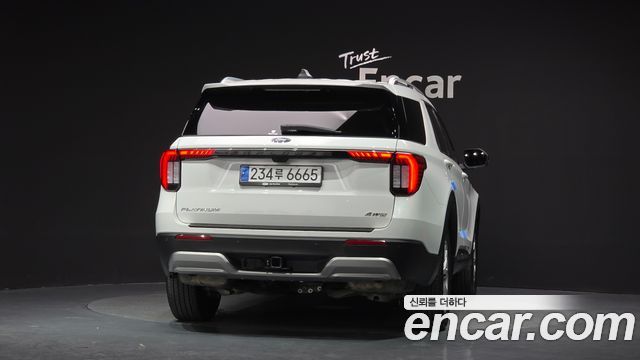 Ford Explorer 6-го поколения 2.3 Platinum 4WD - фото 3