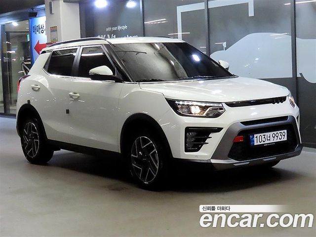 SsangYong Tivoli New 1.6 2WD V3 - фото 0