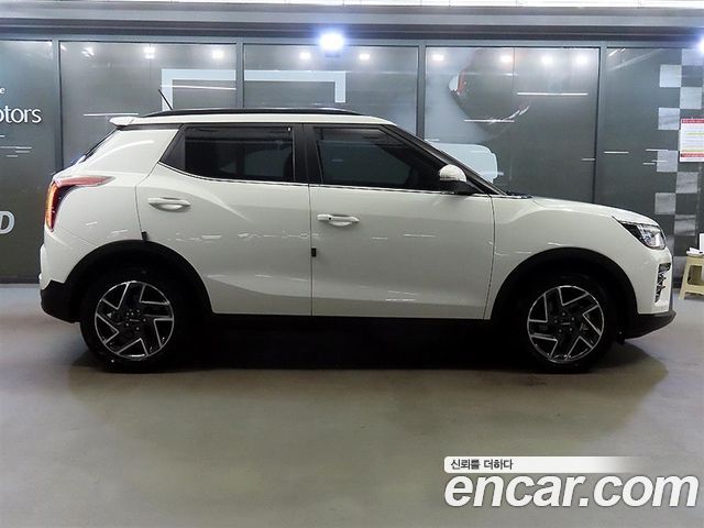 SsangYong Tivoli New 1.6 2WD V3 - фото 2