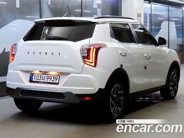 SsangYong Tivoli New 1.6 2WD V3 - фото 3