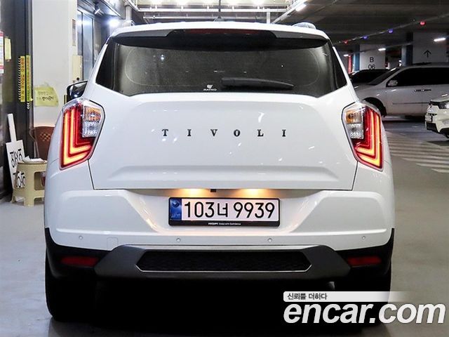 SsangYong Tivoli New 1.6 2WD V3 - фото 4
