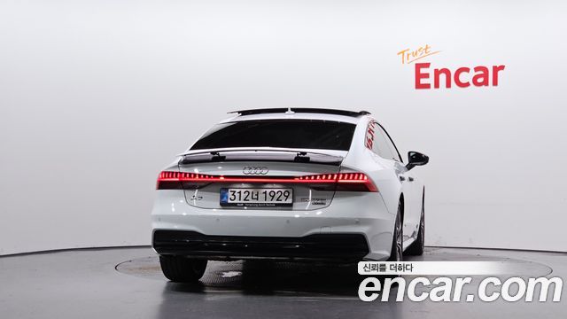 Audi A7 55 TFSI Quattro Premium - фото 3