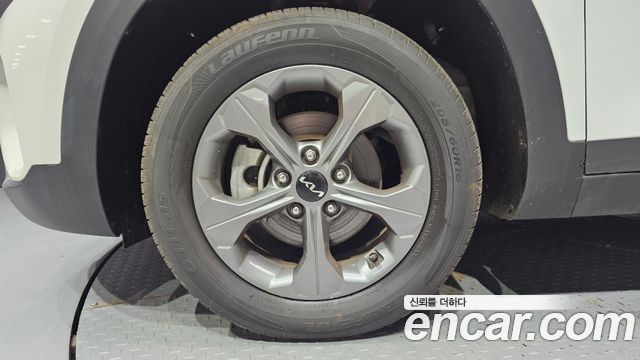 Kia Seltos New Gasoline 2.0 2WD Prestige - фото 4