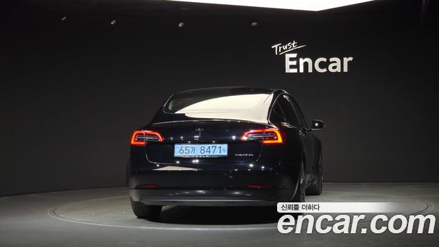 Tesla Model 3 Long Range AWD - фото 3
