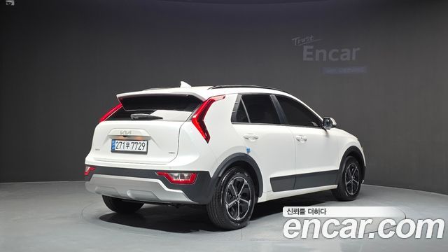Kia Niro All New Trendy - фото 1