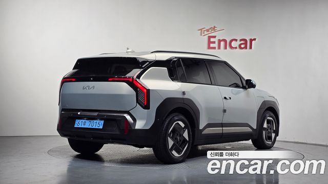 Kia EV3 Long Range 2WD Earth - фото 0