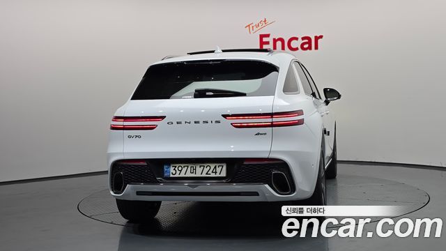 Genesis GV70 2.5T Gasoline AWD - фото 3