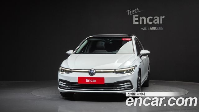 Volkswagen Golf 8-го поколения 2.0 TDI Prestige - фото 1