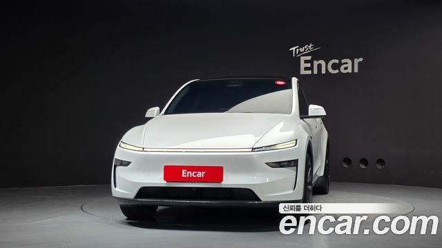 Tesla Model Y RWD - фото 2