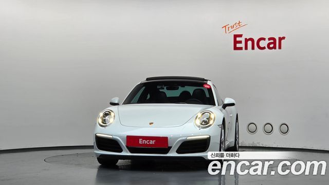 Porsche 911 Carrera 991 - фото 2