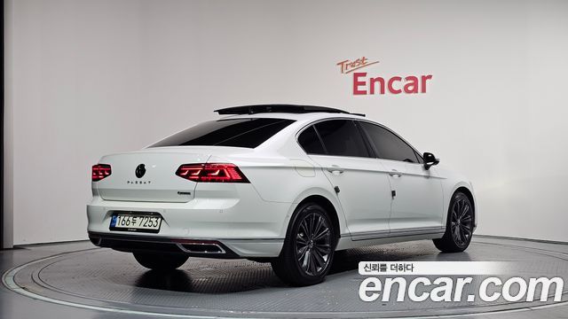 Volkswagen Passat B8 2.0 TDI 4Motion Prestige - фото 1