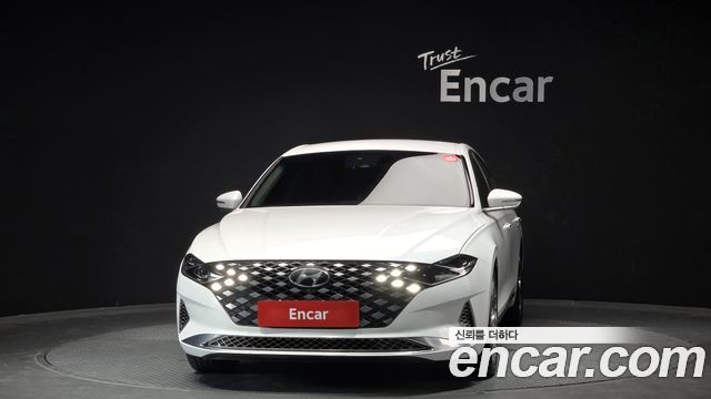 Hyundai Grandeur New IG 2.5 Calligraphy - фото 2