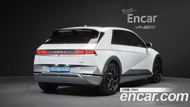 Hyundai Ioniq5 Long Range AWD Prestige - фото 1