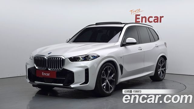 BMW X5 G05 xDrive 40i M Sport - фото 0